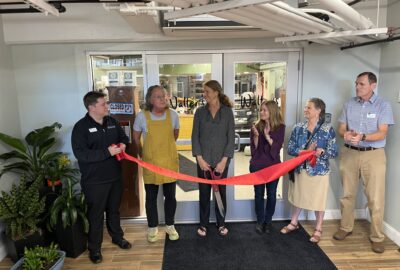 Walters Cafe Ribbon Cutting